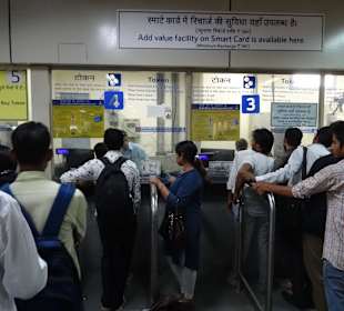 Hier gibt es Fahrkarten/Token