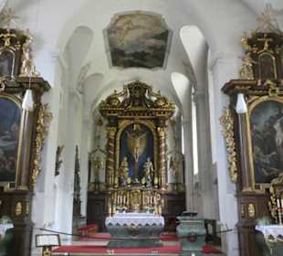 Die Klosterkirche / Wallfahrtskirche am Kreuzberg