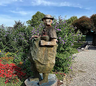 Holzskulptur Der Fischer Nonnenhorn