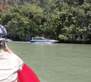 2. Station Hong Island