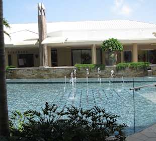 Waterside-Shops, Wasserspiele