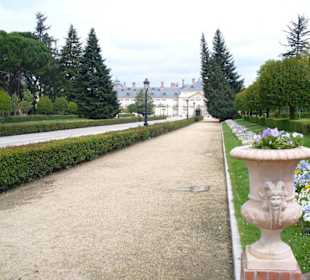 Blick Richtung Palast