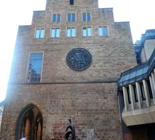 Seitenansicht Rathaus