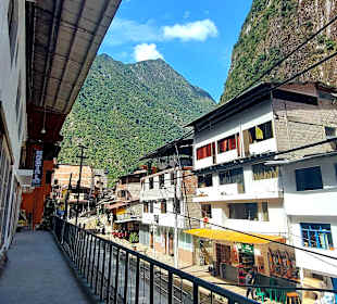 Aguas Calientes - Machu Picchu Pueblo
