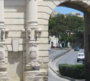Porte des Bombes