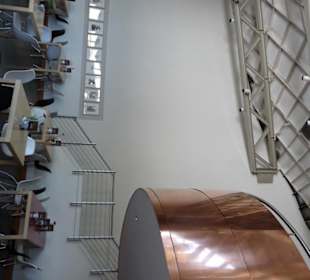 Innenraum des MARTa-Cafés