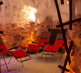 10 Gäste finden in unserer Salzgrotte Platz