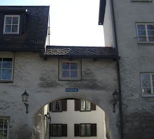Stadtmauer mit Tor