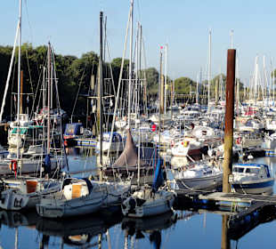 Impressionen aus dem Grohner Yachthafen