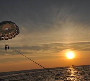 Sonnenuntergang beı Bıllys Wassersport