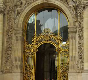 Toller goldener Eingang