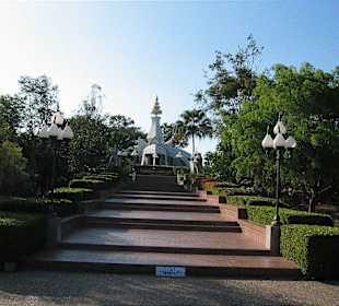 Wat Tham Klong Pen