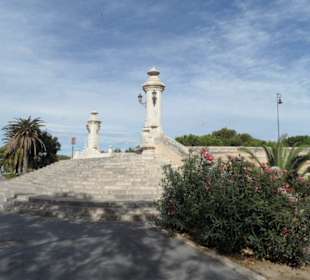 Brücke über die Turia Anlage