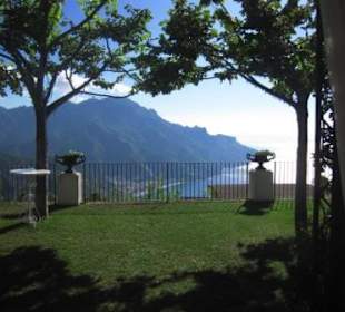 Villa Eva: Blick ins Äußere