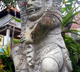 Puri Saren Agung