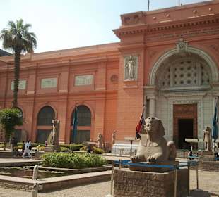 Eingang des Ägyptischen Museums