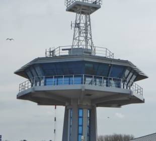 Turm der Schiffs-Verkehrszentrale Travemünde