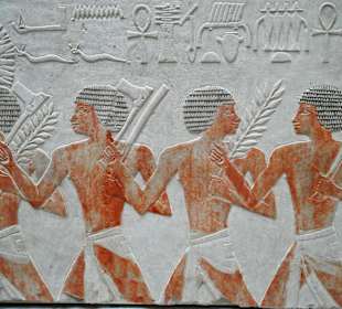 Figuren aus Raum 108