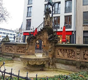 Heinzelmännchenbrunnen