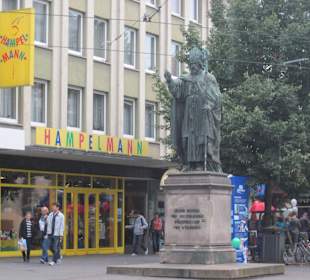 Denkmal Julis Echter Erzbischof