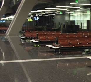 Gate - Sitzplätze davor