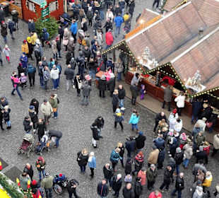 Der Weihnachtsmarkt Erfurt aus der Höhe gesehen