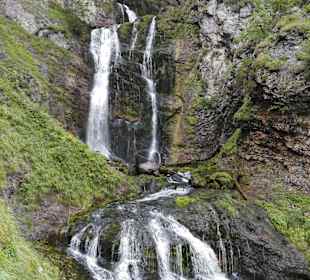 10 Min entfernt Wasserlochklamm