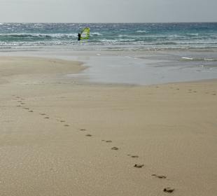 Surfer am Playa de Sotavento