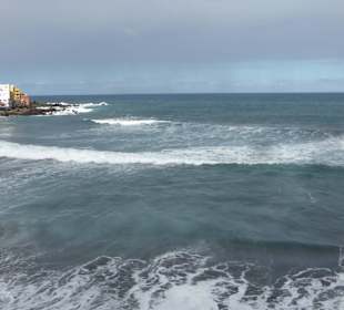 Blick von Platja Jardin auf Punta Brava u Atlantik