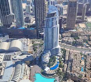 Blick von der 124 Etage des Burj Khalifa 