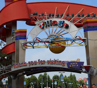 Eingang Disney Village