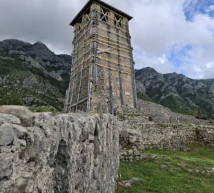 Skanderbeg Burg