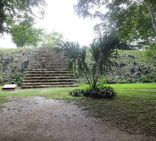 Ein Spaziergang auf dem Ruinen Gelände
