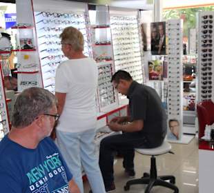 Nova Optik Beratungsgespräch