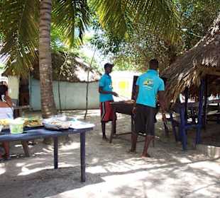 Mittagessen in Mano Juan - Seavis Tours