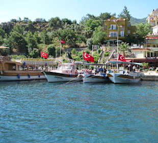 Widok przystani ze stateczku