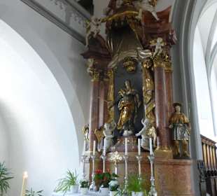 Besichtigung der kath. Kirche Mariä Himmelfahrt