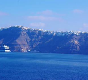 Santorin selbst im Bild Landschaft, Stadt