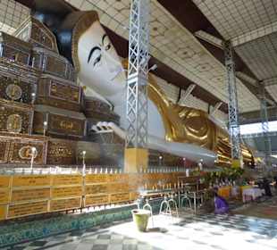 Liegender Buddha, entstanden im Jahre 994