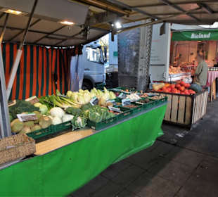 Impressionen vom Rundgang über den Isemarkt
