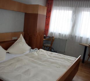 Doppelzimmer (einfach) Hotel Carle