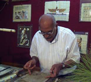 Paphyrus Herstellung in Memphis