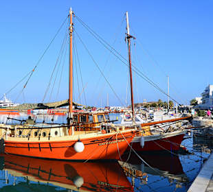 Hafen von Naxos-Stadt
