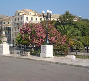 Ausflug nach Korfu Stadt