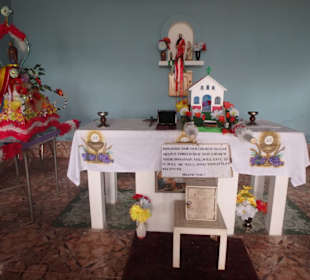 Altar der Dorfkirche