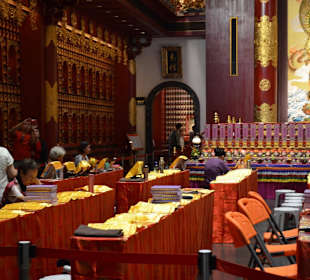 Buddha Tooth Relic Temple