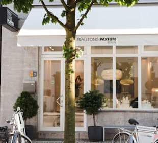 Frau Tonis Parfum - Aussenansicht