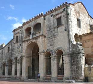 Katedrale von außen