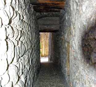 Die engen Durchgänge