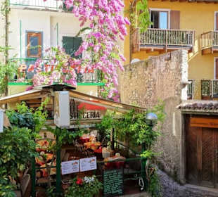 Impressionen aus der Altstadt von Limone